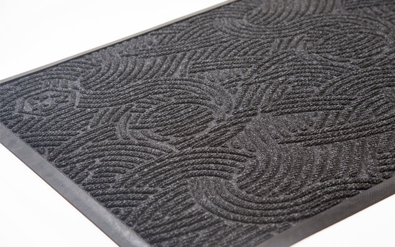 Side view of the Smoke Black Waterhog Plus Mat perfect for commercial entranceways. The Mat Group UK.