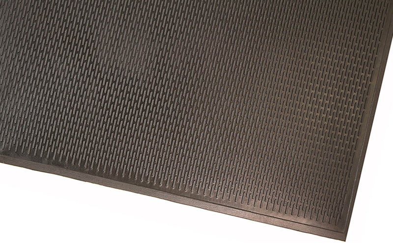 Corner product image of the ScraperSafe Mat perfect for outdoor areas. The Mat Group UK.